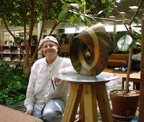 Gerrywithbronzemoebius_thumb